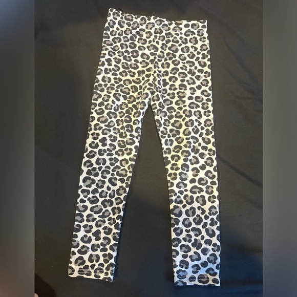 Aspen Kids Two Piece Leopard Toddler Girl Sweater/Legging Set Sixe XS (4) - Picture 7 of 7